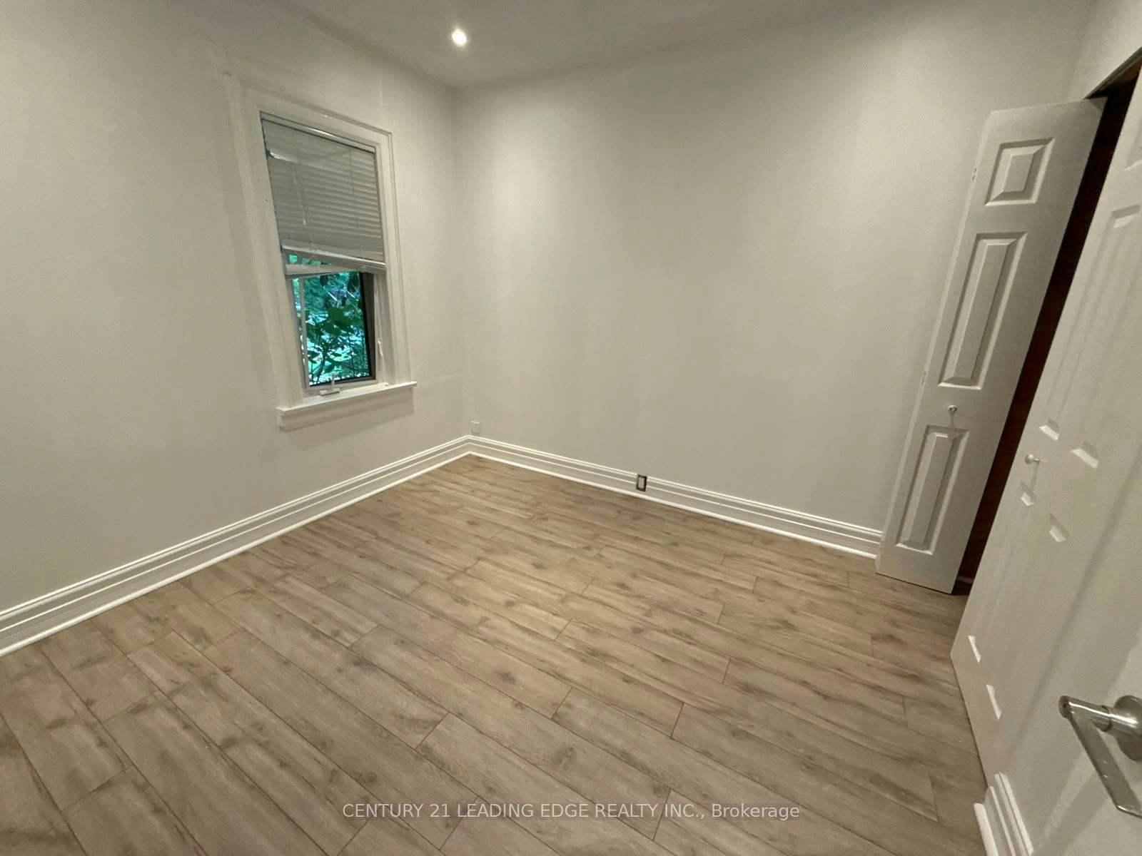 631 Christie Avenue, Oshawa, ON, L1G 4L8 - 3