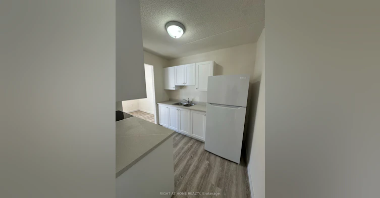201-555 Oxford Street, Oshawa, ON, L1J 3V5 - 5