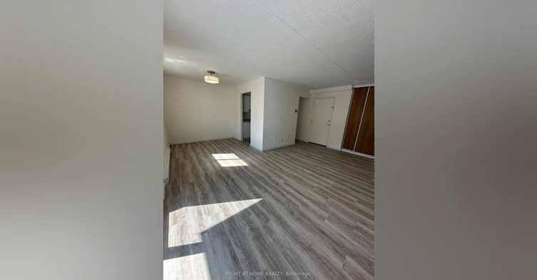 201-555 Oxford Street, Oshawa, ON, L1J 3V5 - 2