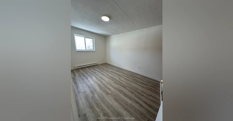 201-555 Oxford Street, Oshawa, ON, L1J 3V5 - 6