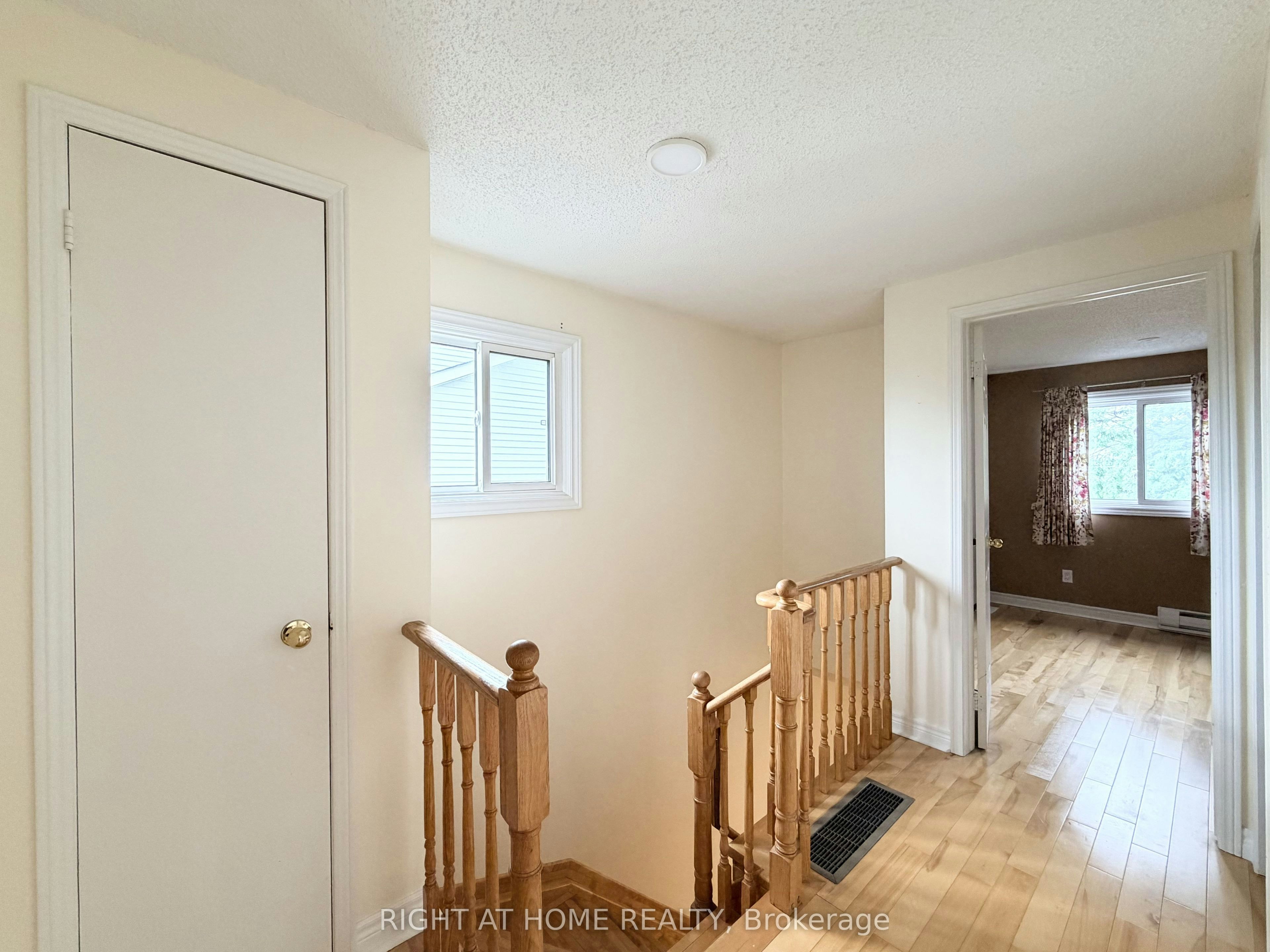 1502 O'hara Court, Oshawa, ON, L1J 8A3 - 26