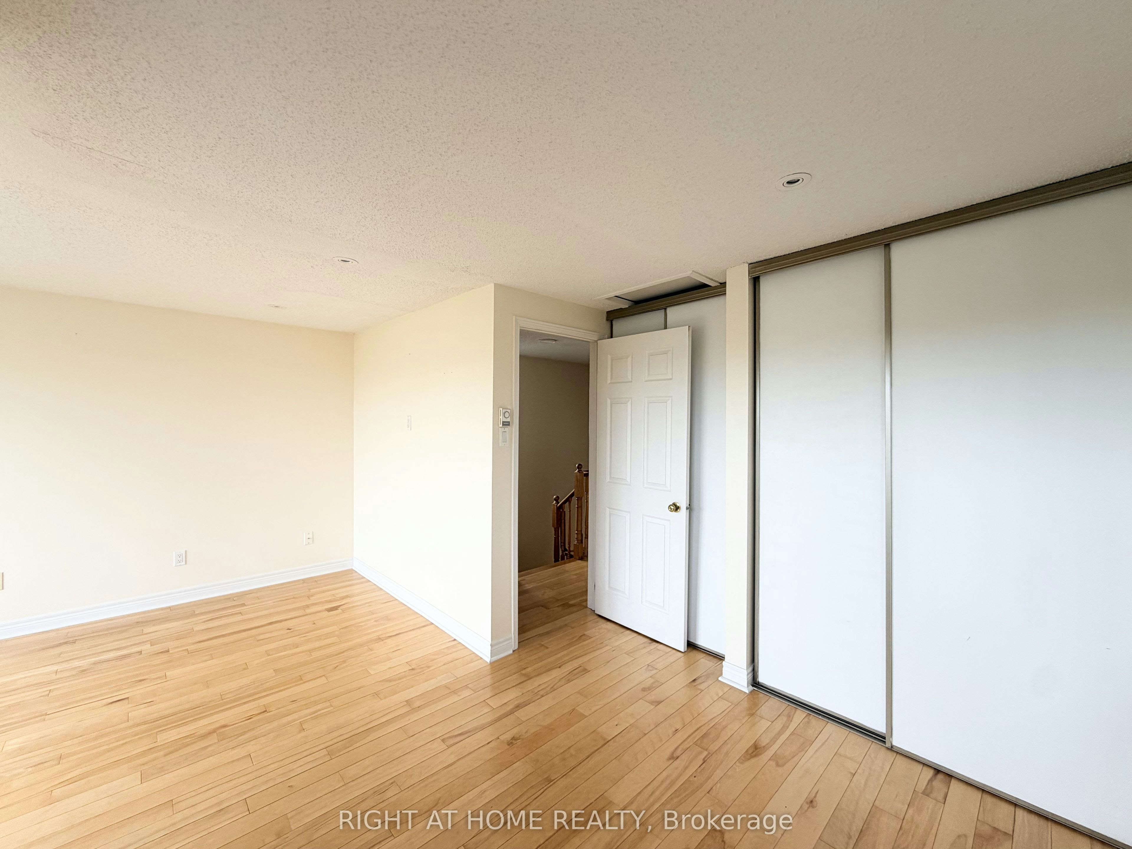 1502 O'hara Court, Oshawa, ON, L1J 8A3 - 20