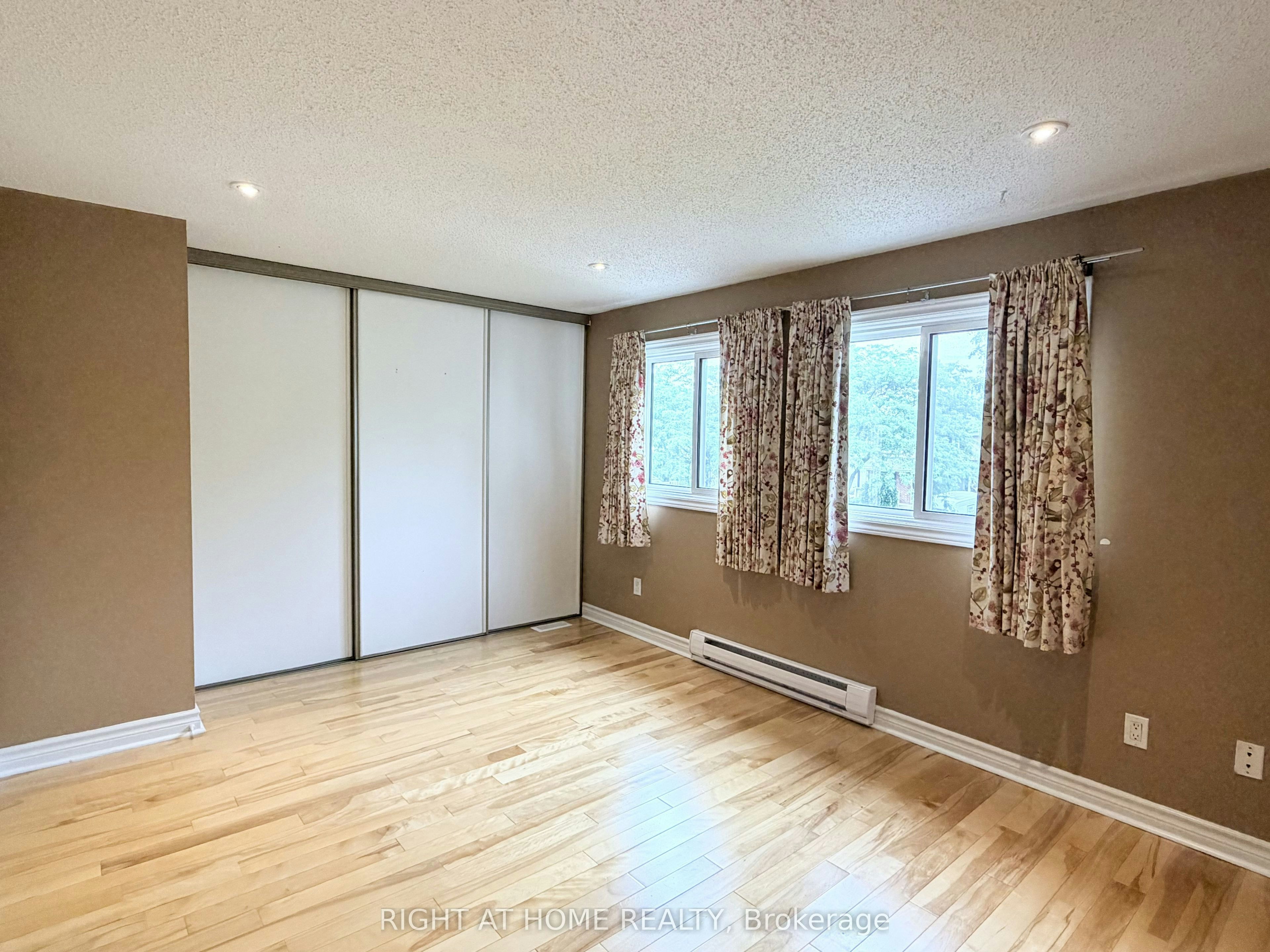 1502 O'hara Court, Oshawa, ON, L1J 8A3 - 16