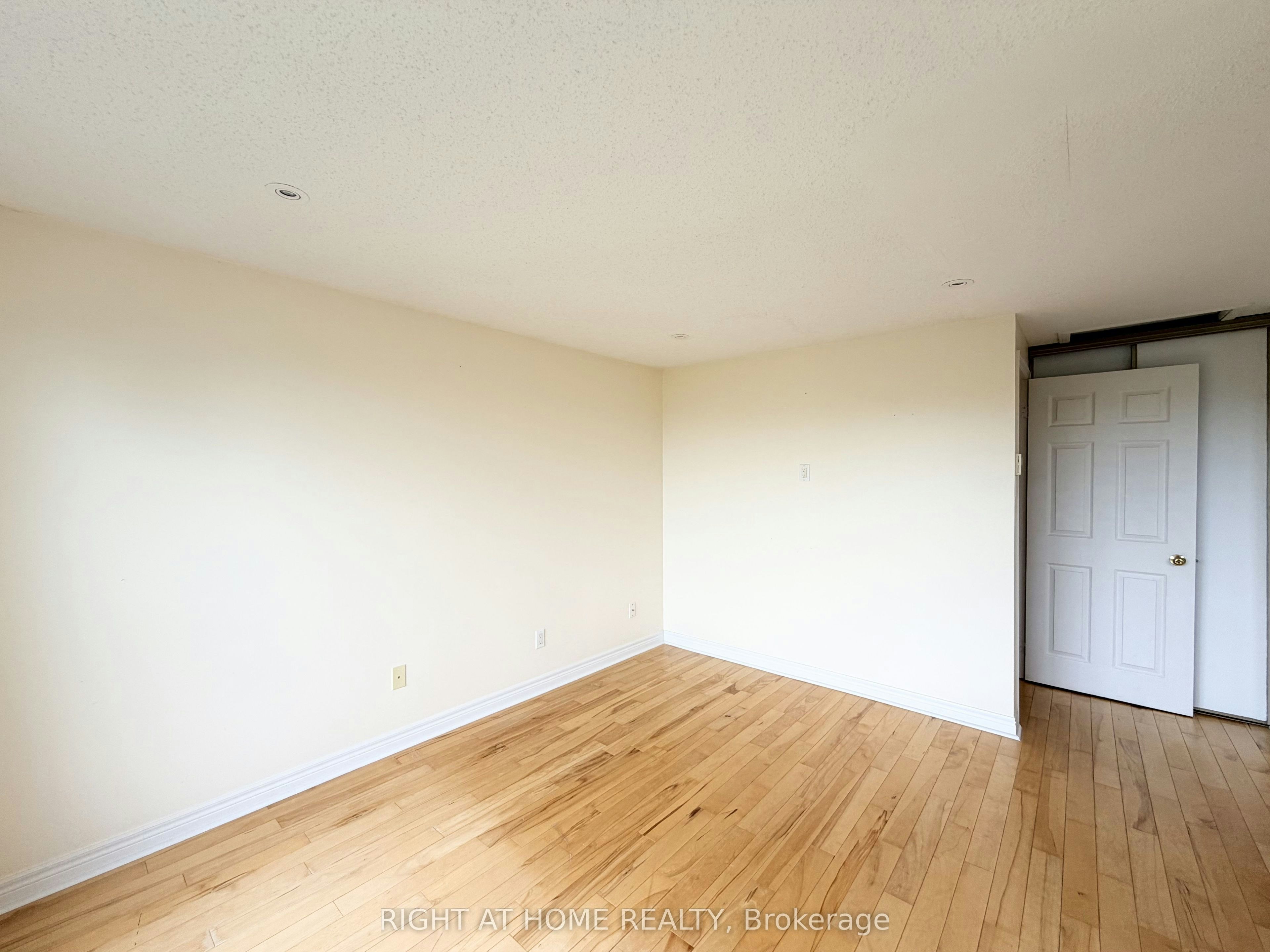 1502 O'hara Court, Oshawa, ON, L1J 8A3 - 21