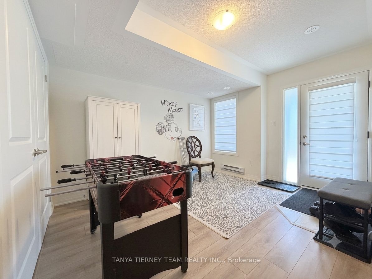 56 Emmas Way, Whitby, ON, L1R 0S7 - 7