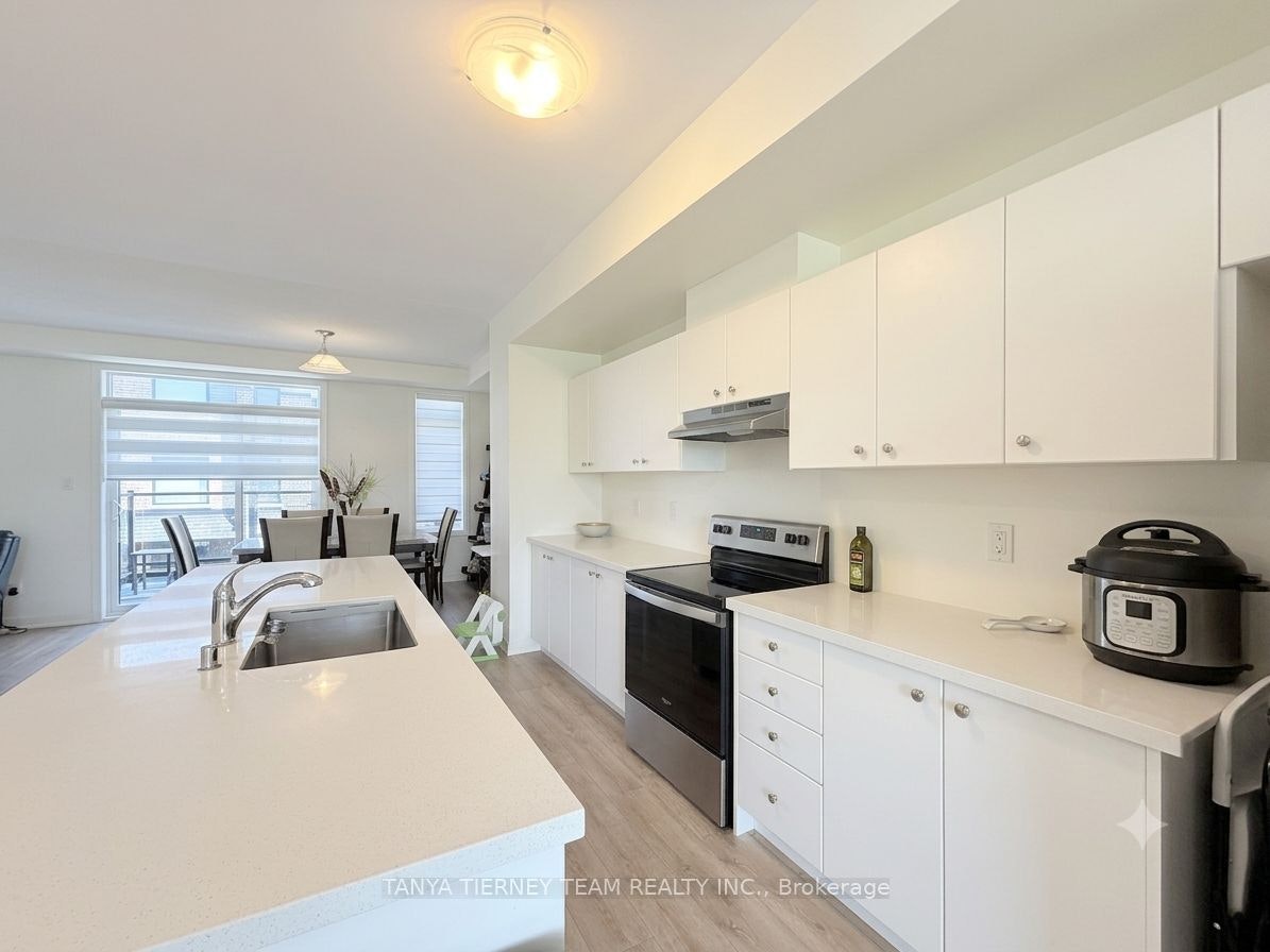 56 Emmas Way, Whitby, ON, L1R 0S7 - 13