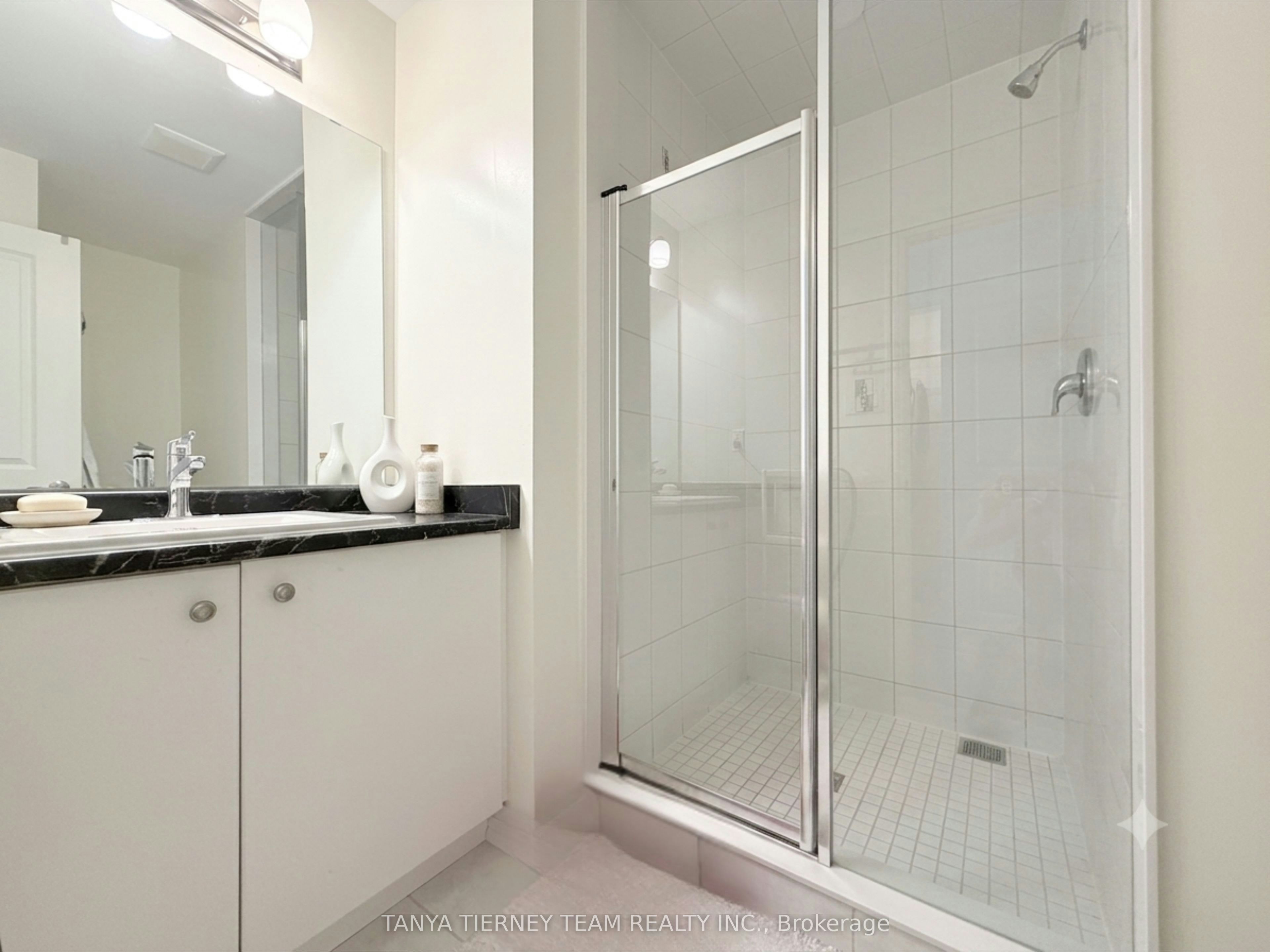 56 Emmas Way, Whitby, ON, L1R 0S7 - 25