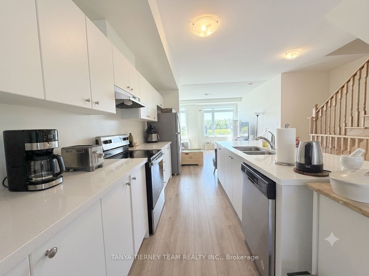 56 Emmas Way, Whitby, ON, L1R 0S7 - 10
