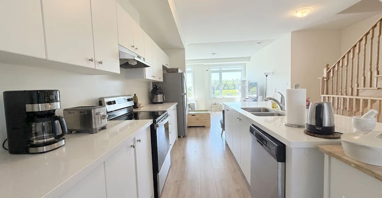56 Emmas Way, Whitby, ON, L1R 0S7 - 10