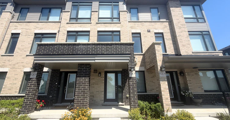 56 Emmas Way, Whitby, ON, L1R 0S7 - 3