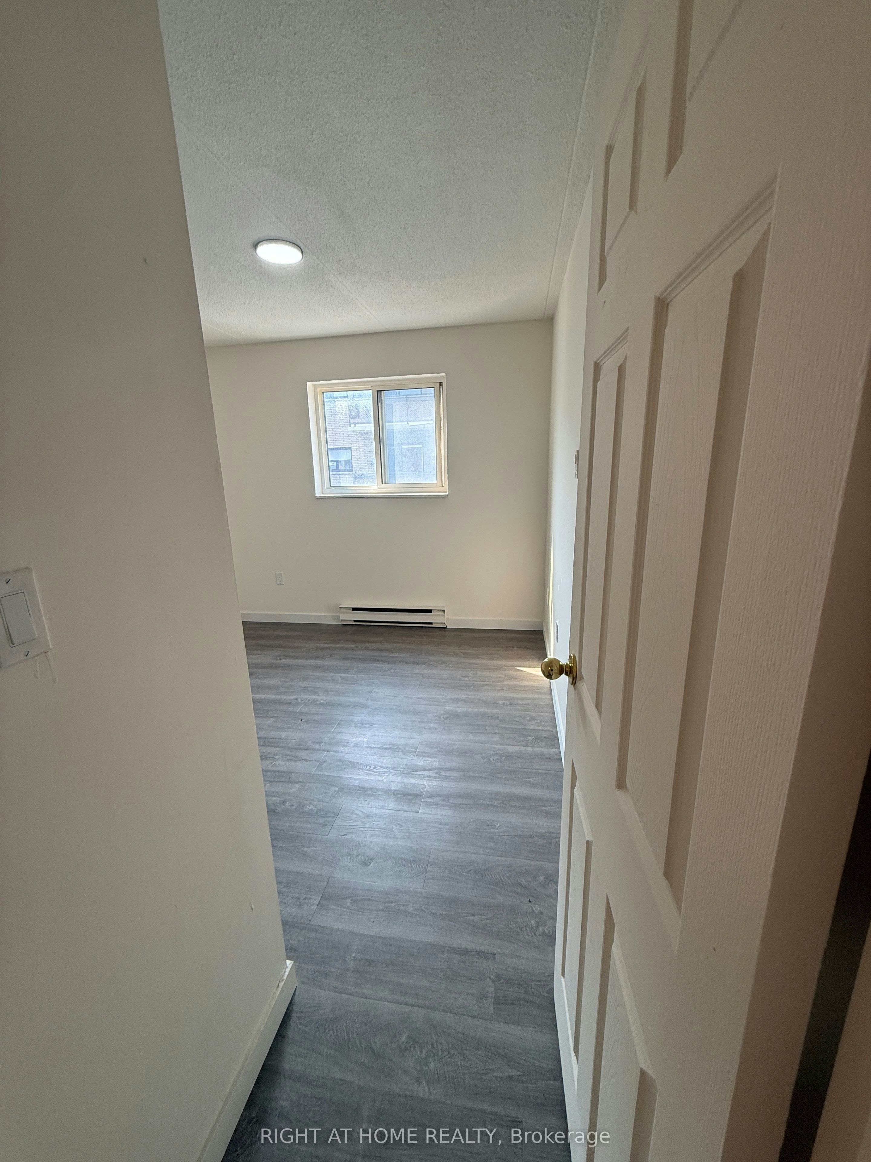 205-555 Oxford Street, Oshawa, ON, L1J 3V5 - 5