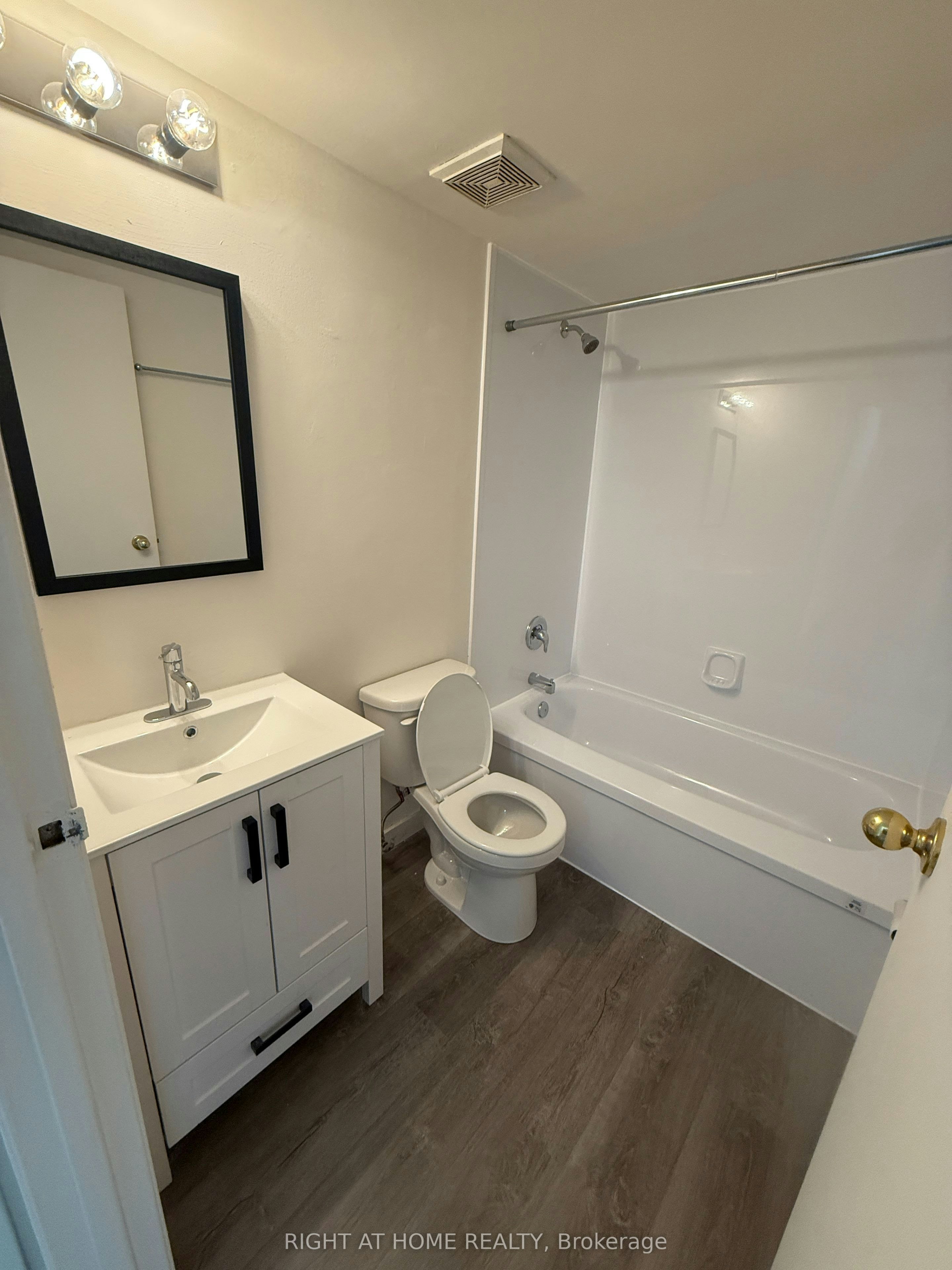 205-555 Oxford Street, Oshawa, ON, L1J 3V5 - 10