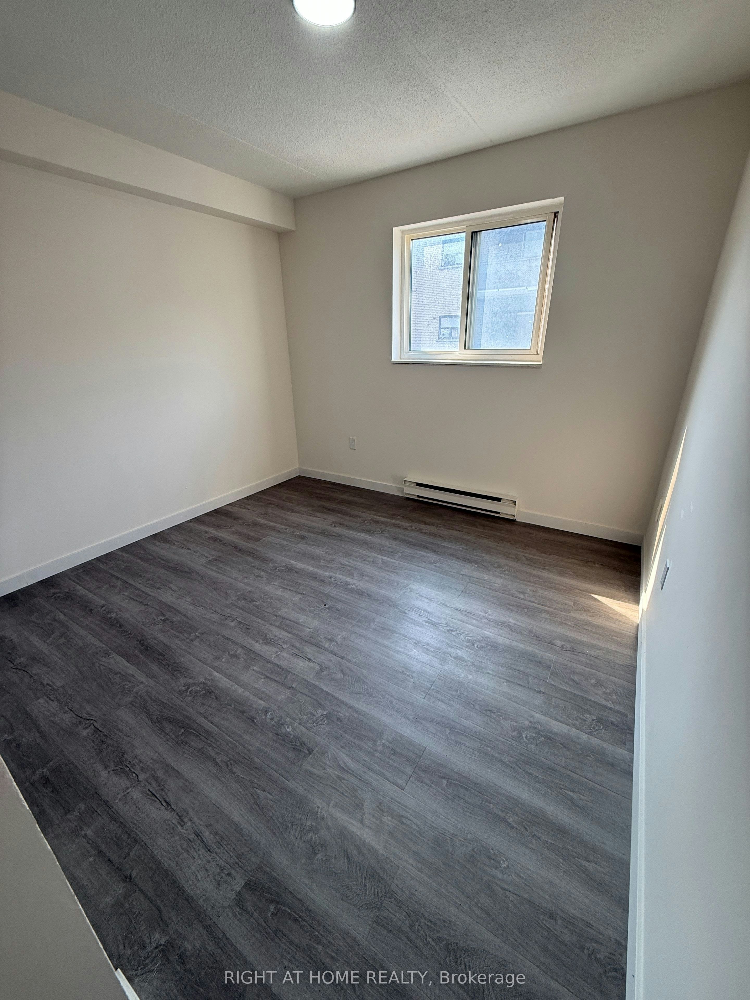 205-555 Oxford Street, Oshawa, ON, L1J 3V5 - 6