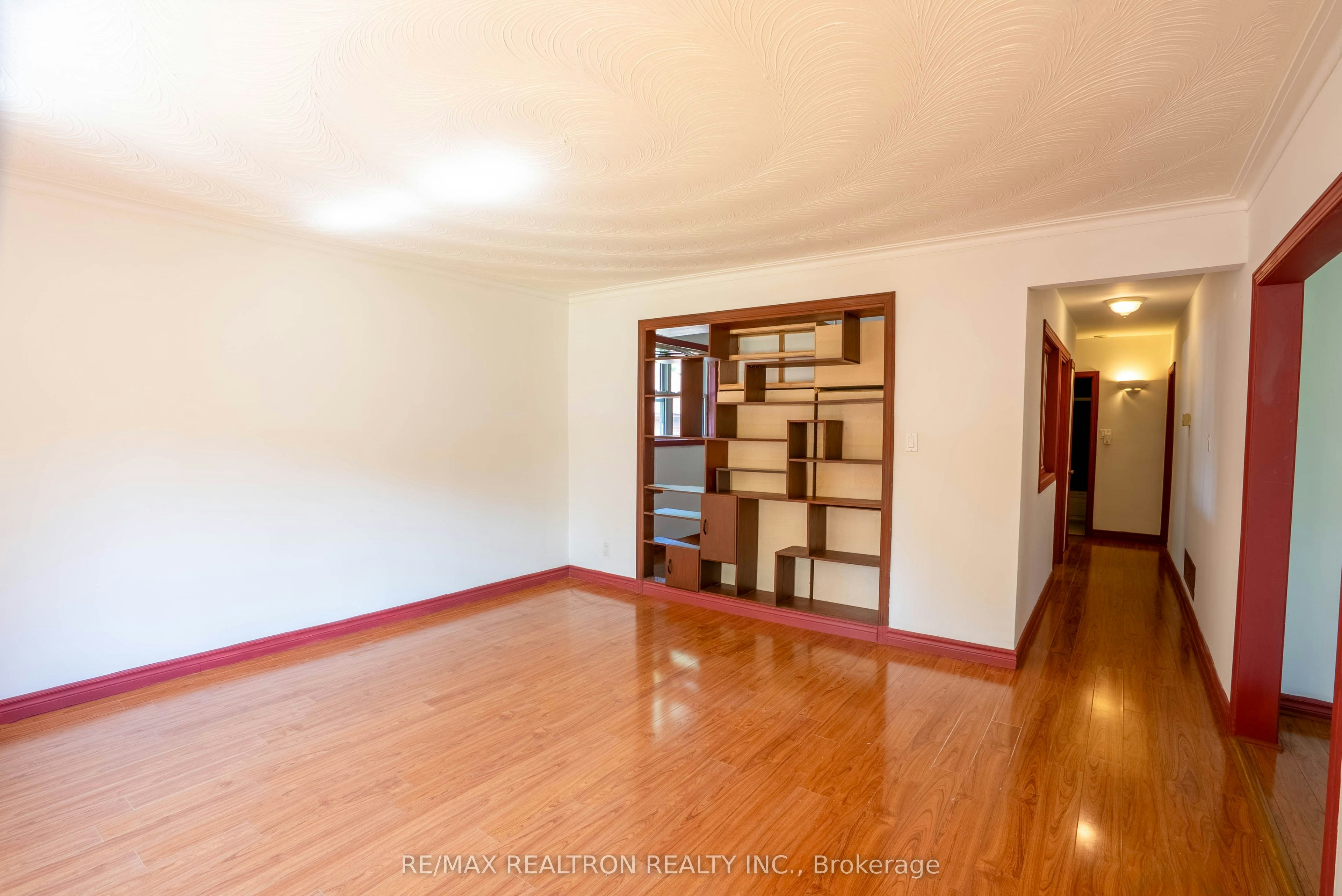 5332 Lawrence Avenue E, Toronto, ON, M1C 1R4 - 9