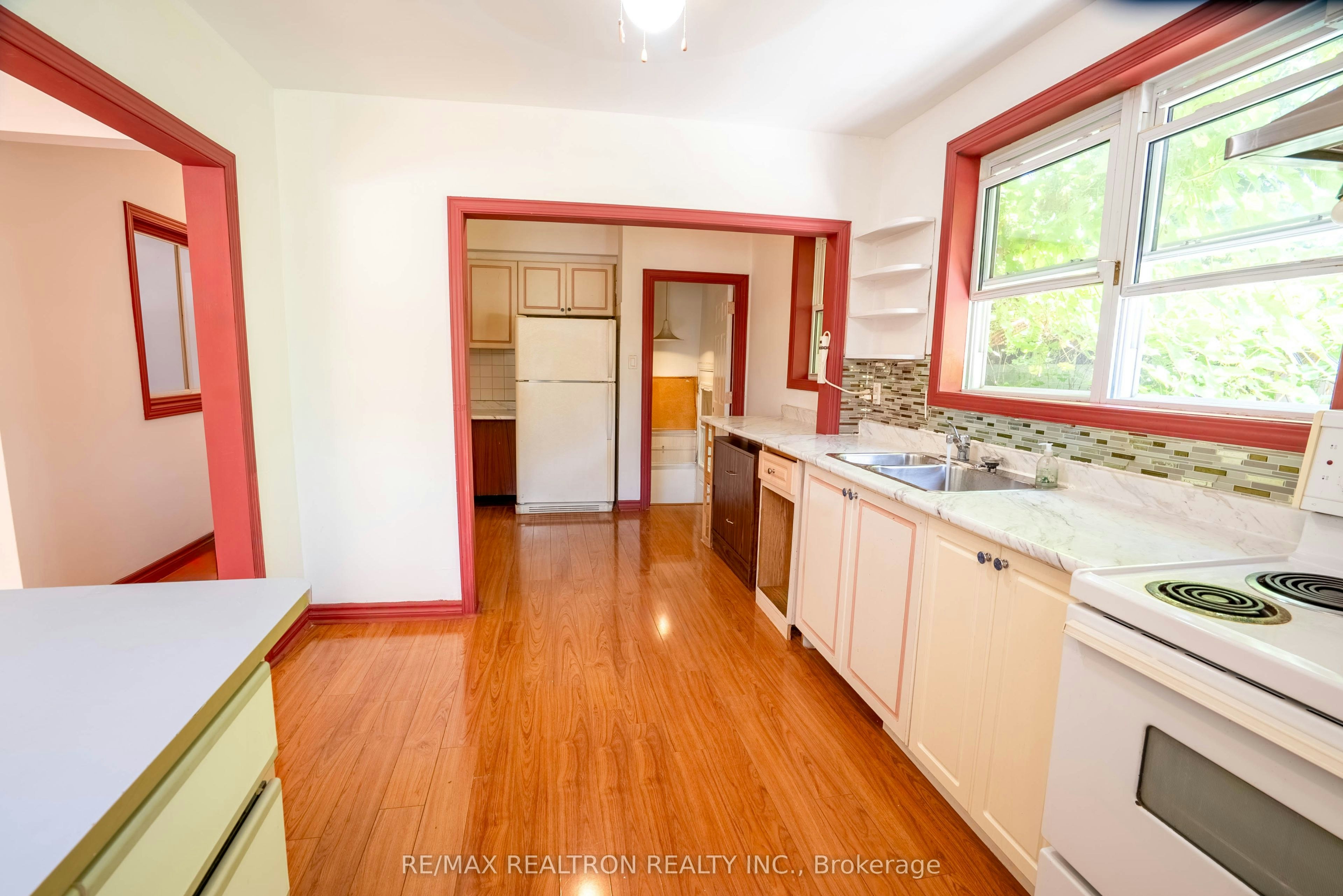 5332 Lawrence Avenue E, Toronto, ON, M1C 1R4 - 23