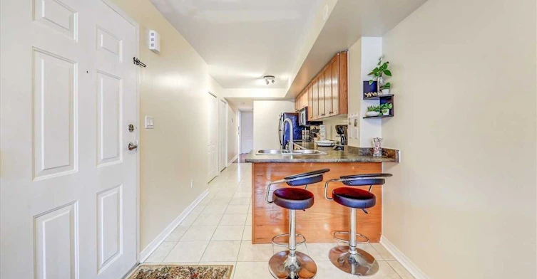 204-35 Strangford Lane, Toronto, ON, M1L 0E5 - 3