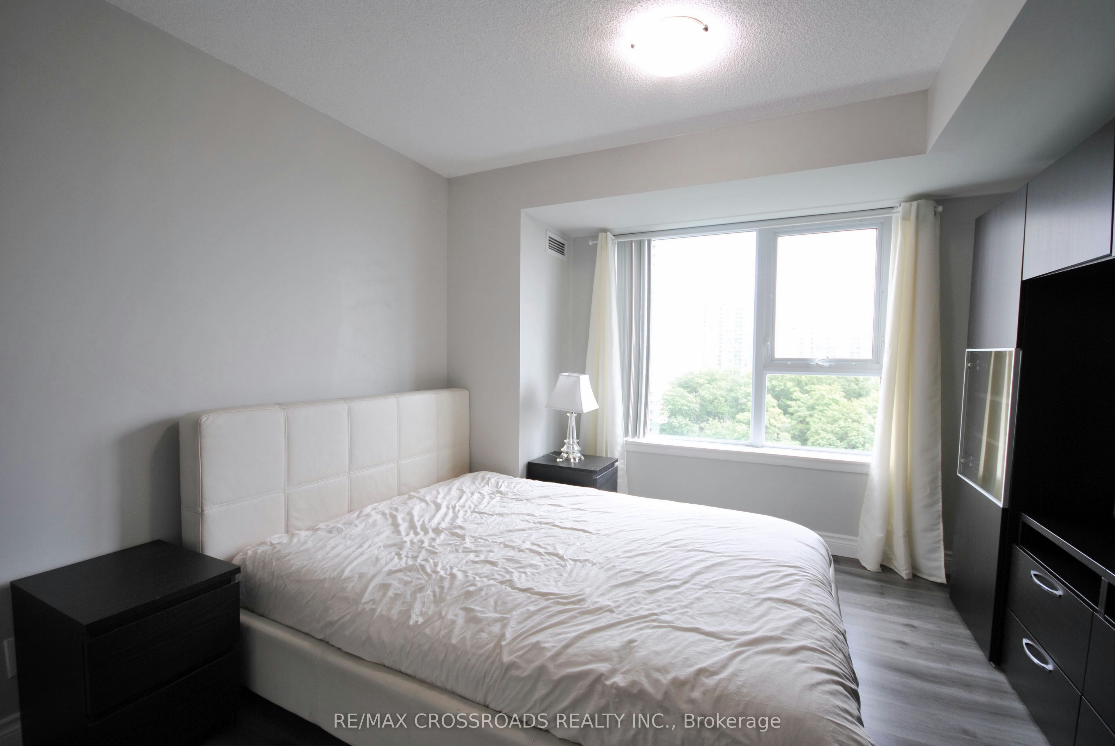 1602-190 Borough Drive, Toronto, ON, M1P 0B6 - 11