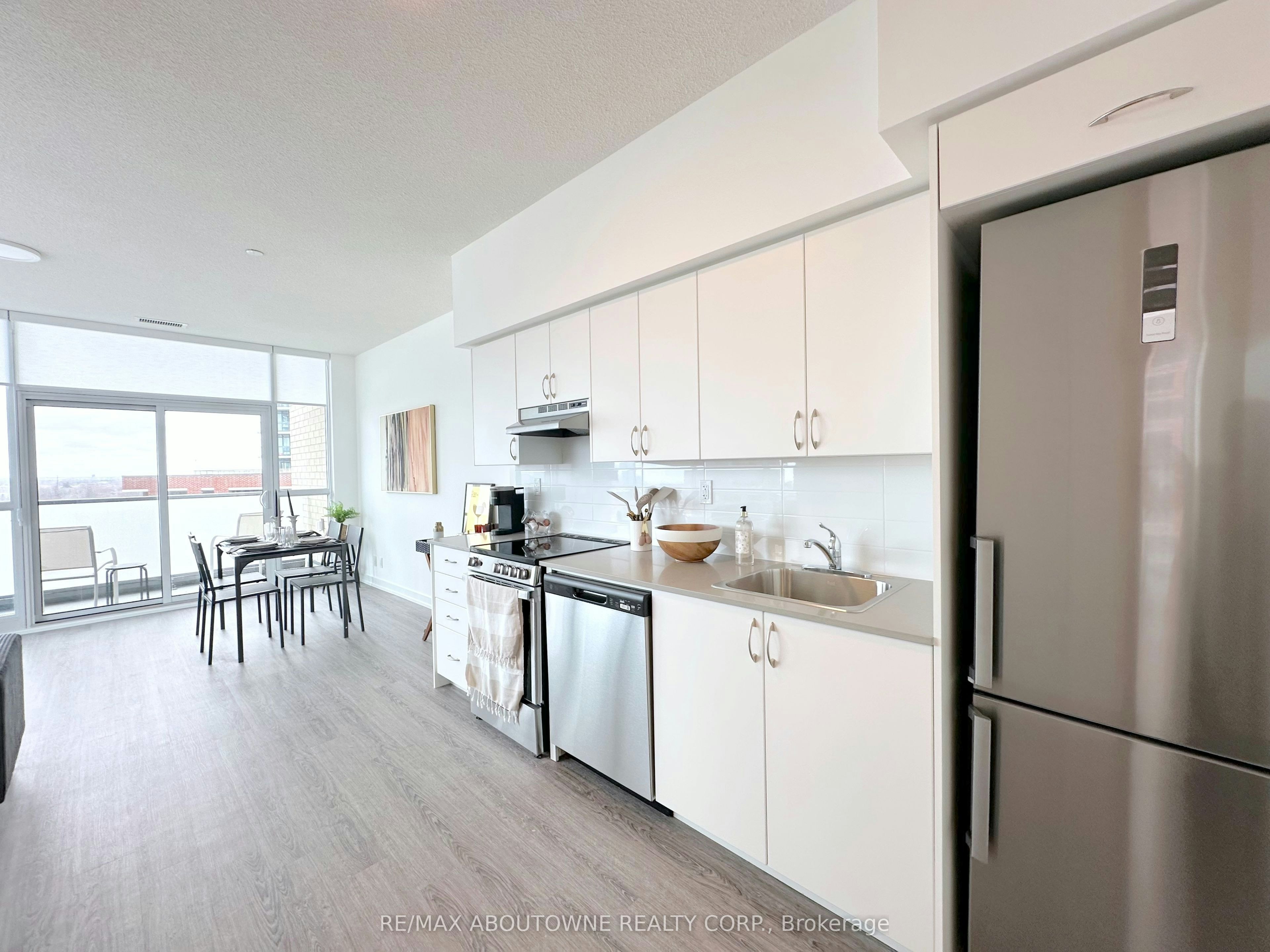 1004-2 River Plate Street, Ajax, ON, L1S 0G6 - 2
