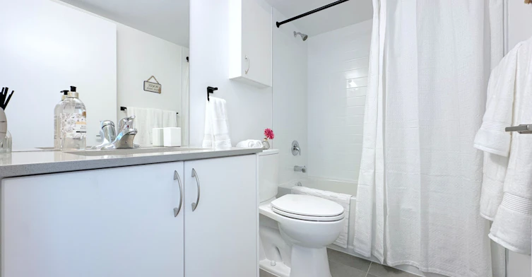 303-25 Kitney Drive, Ajax, ON, L1S 4S4 - 9