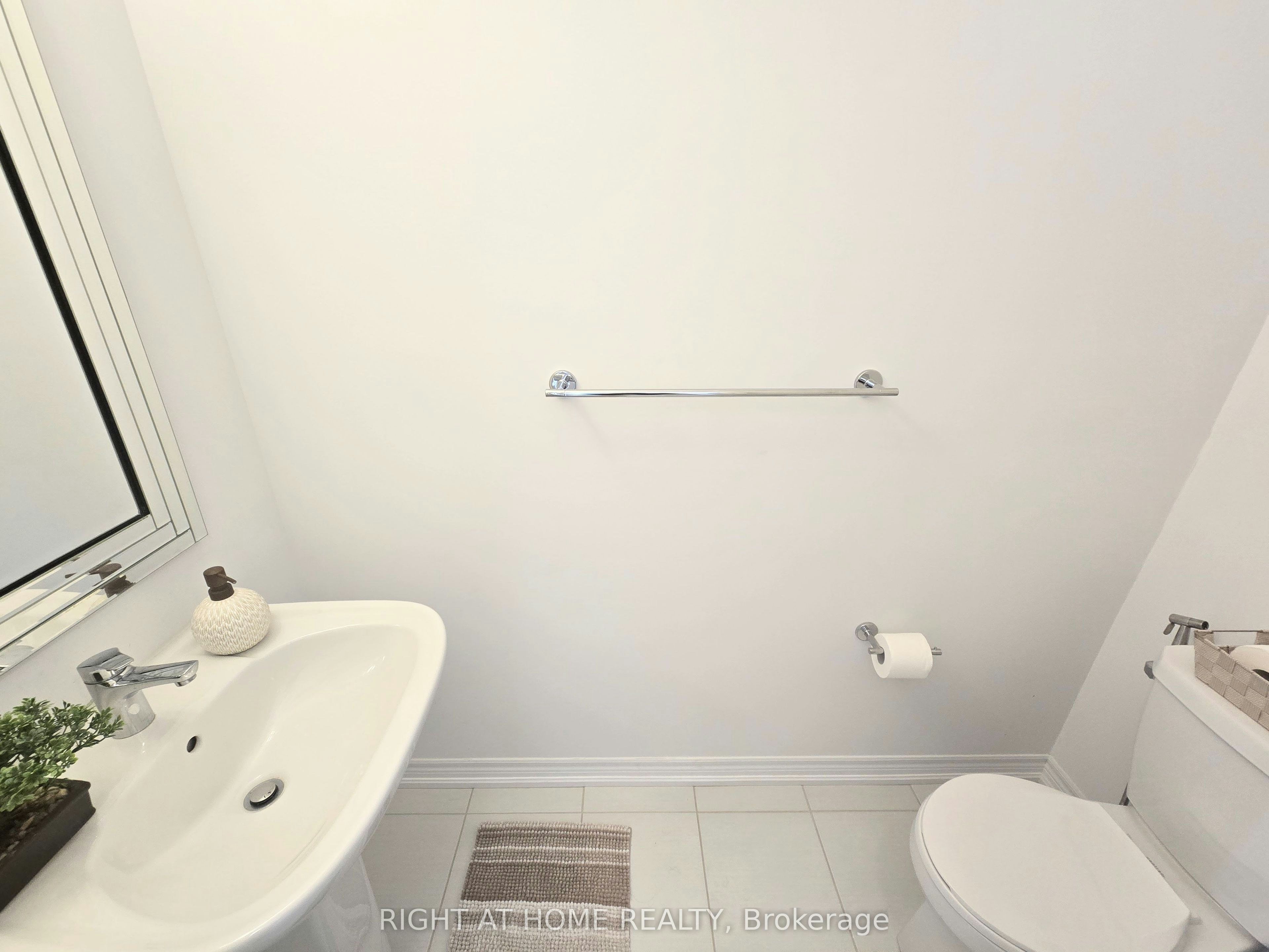 1986 Lowry Drive, Oshawa, ON, L1L 0S3 - 16