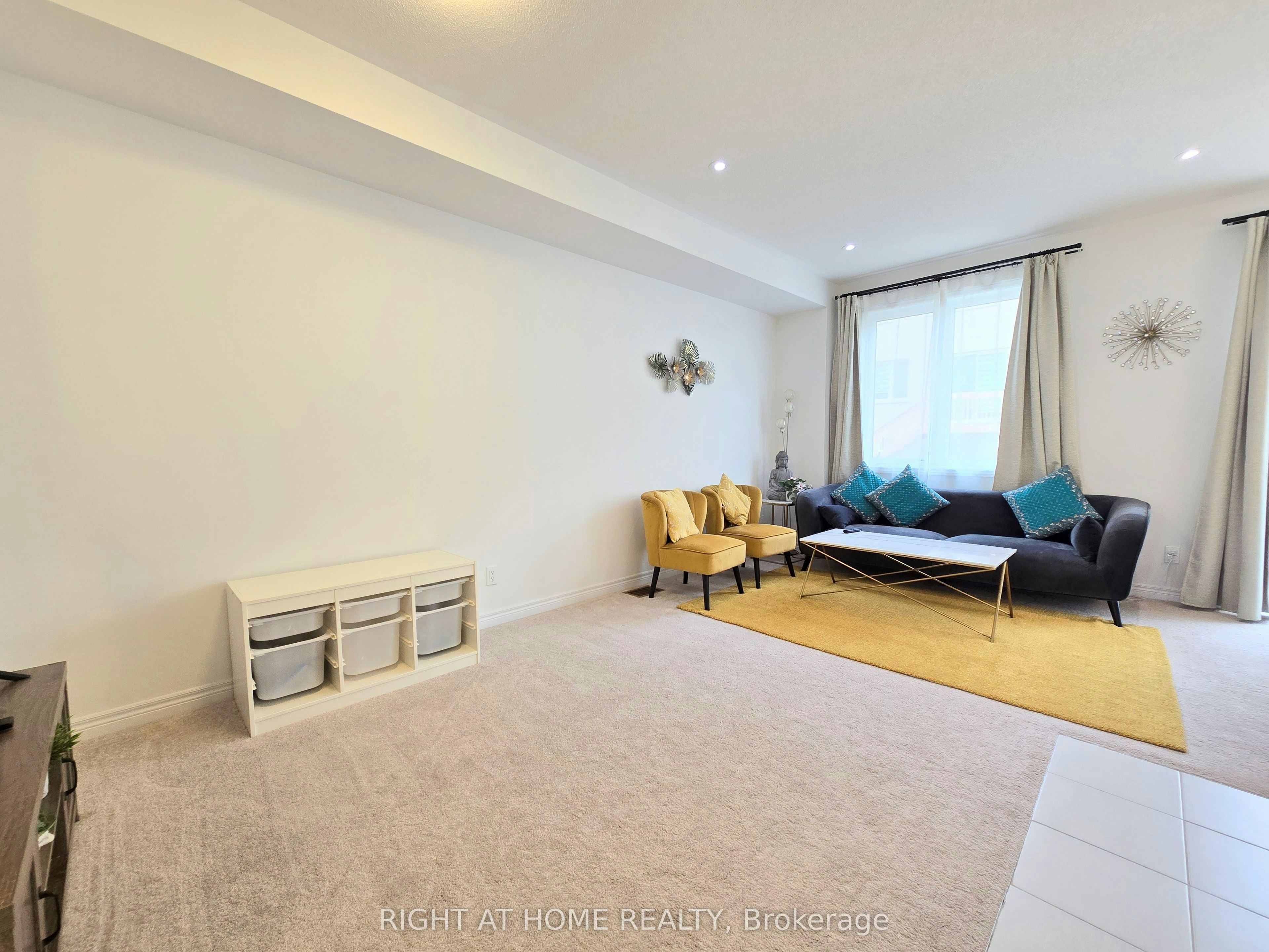 1986 Lowry Drive, Oshawa, ON, L1L 0S3 - 10