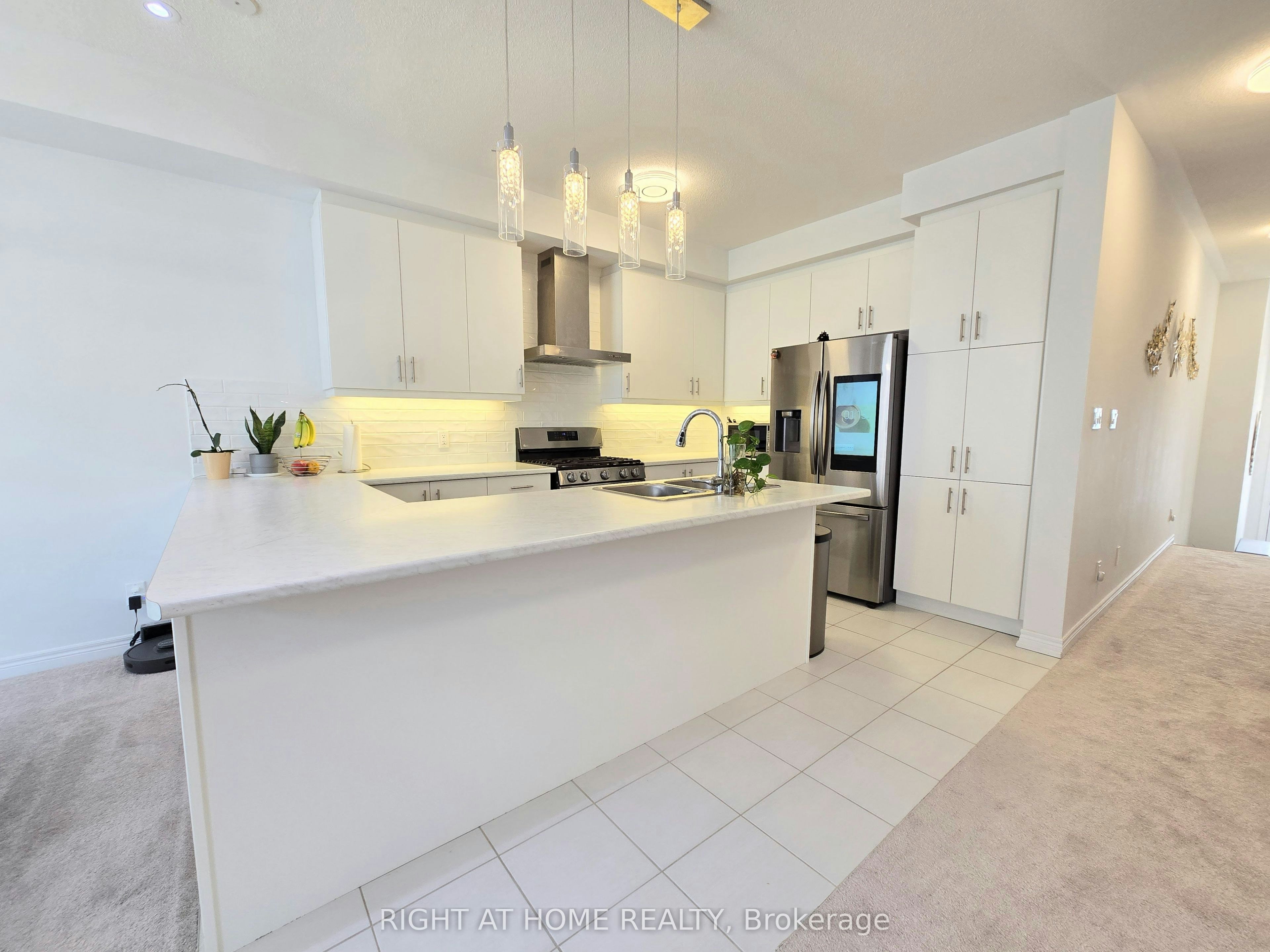 1986 Lowry Drive, Oshawa, ON, L1L 0S3 - 4