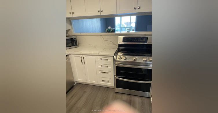 402-1890 Valley Farm Road, Pickering, ON, L1V 6B4 - 5