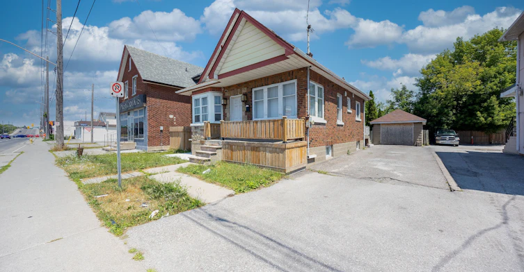 559 Ritson Road S, Oshawa, ON, L1H 5K6 - 2