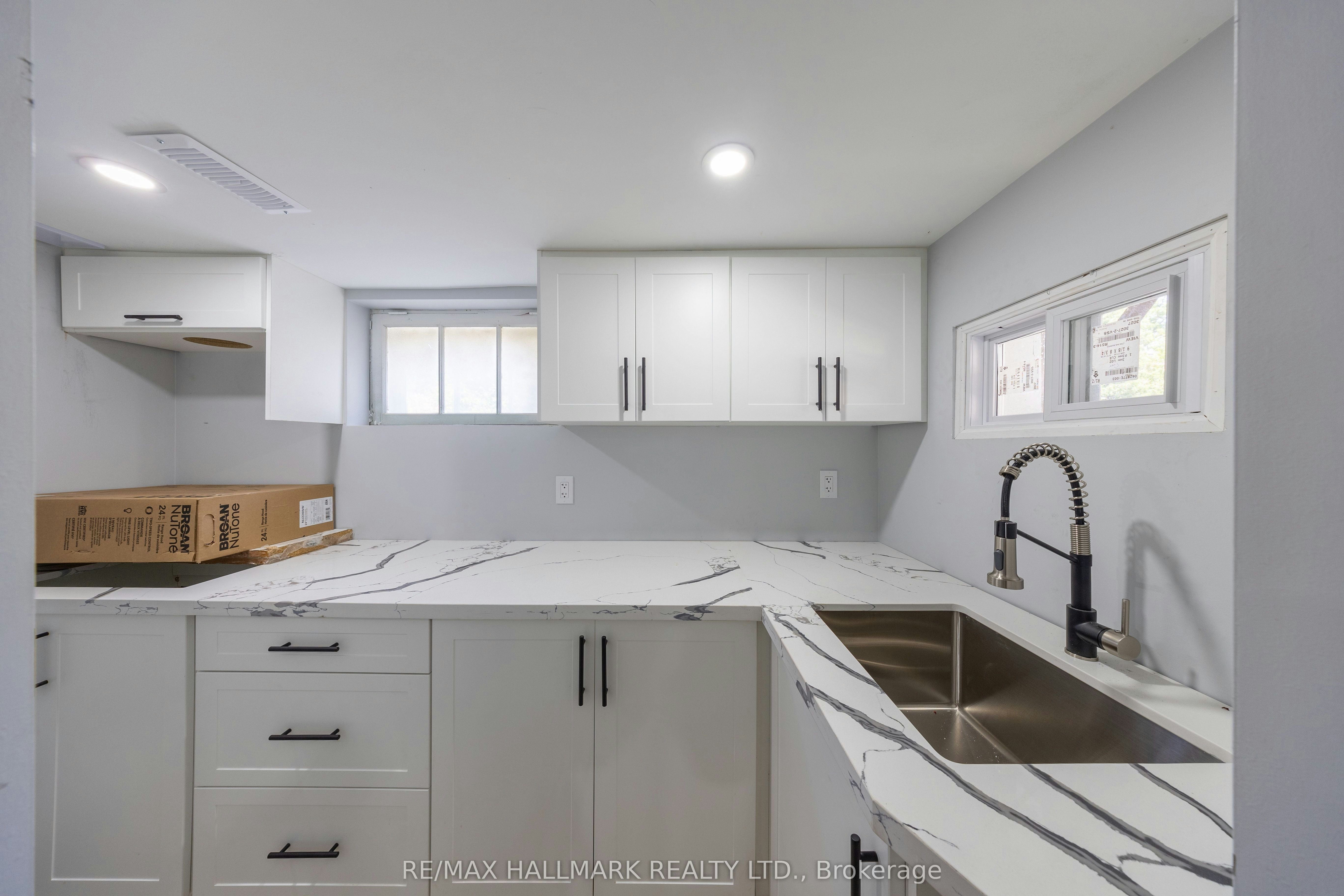 559 Ritson Road S, Oshawa, ON, L1H 5K6 - 26