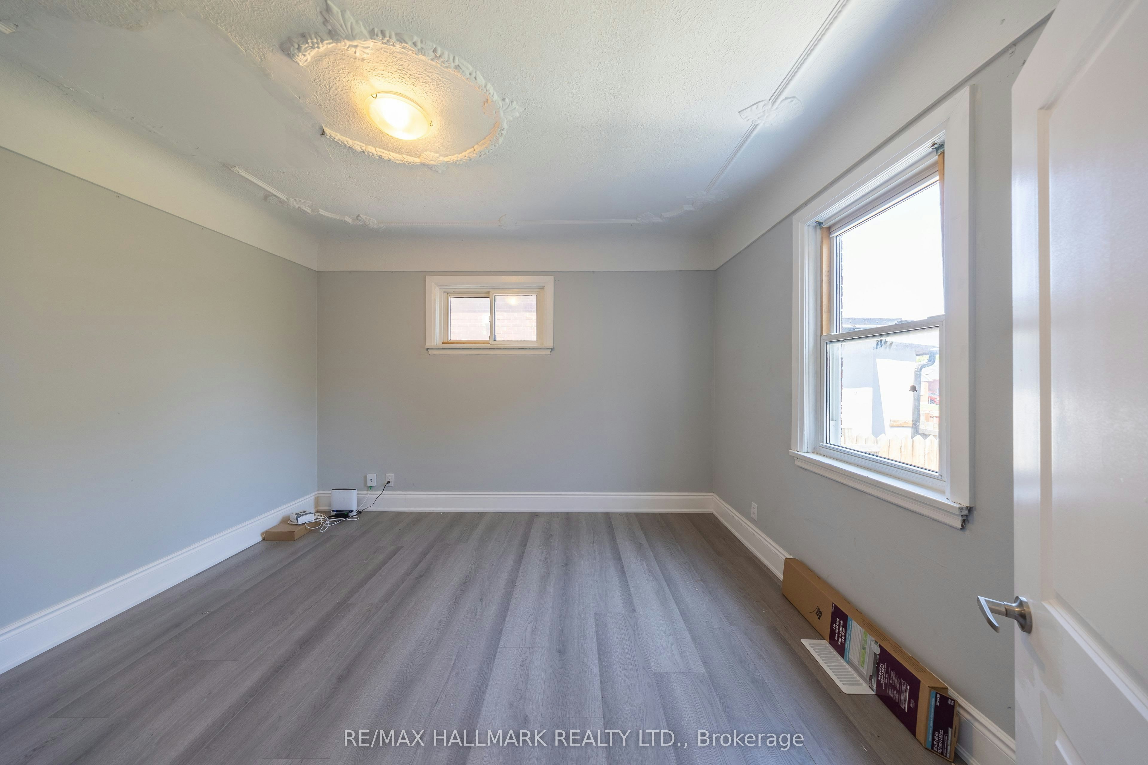 559 Ritson Road S, Oshawa, ON, L1H 5K6 - 12