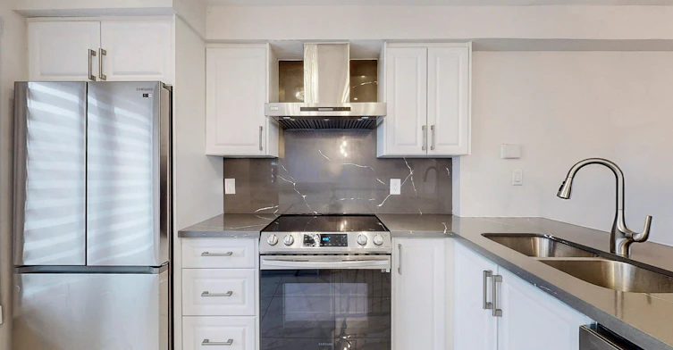 18-1635 Pickering Parkway, Pickering, ON, L1V 6W8 - 11