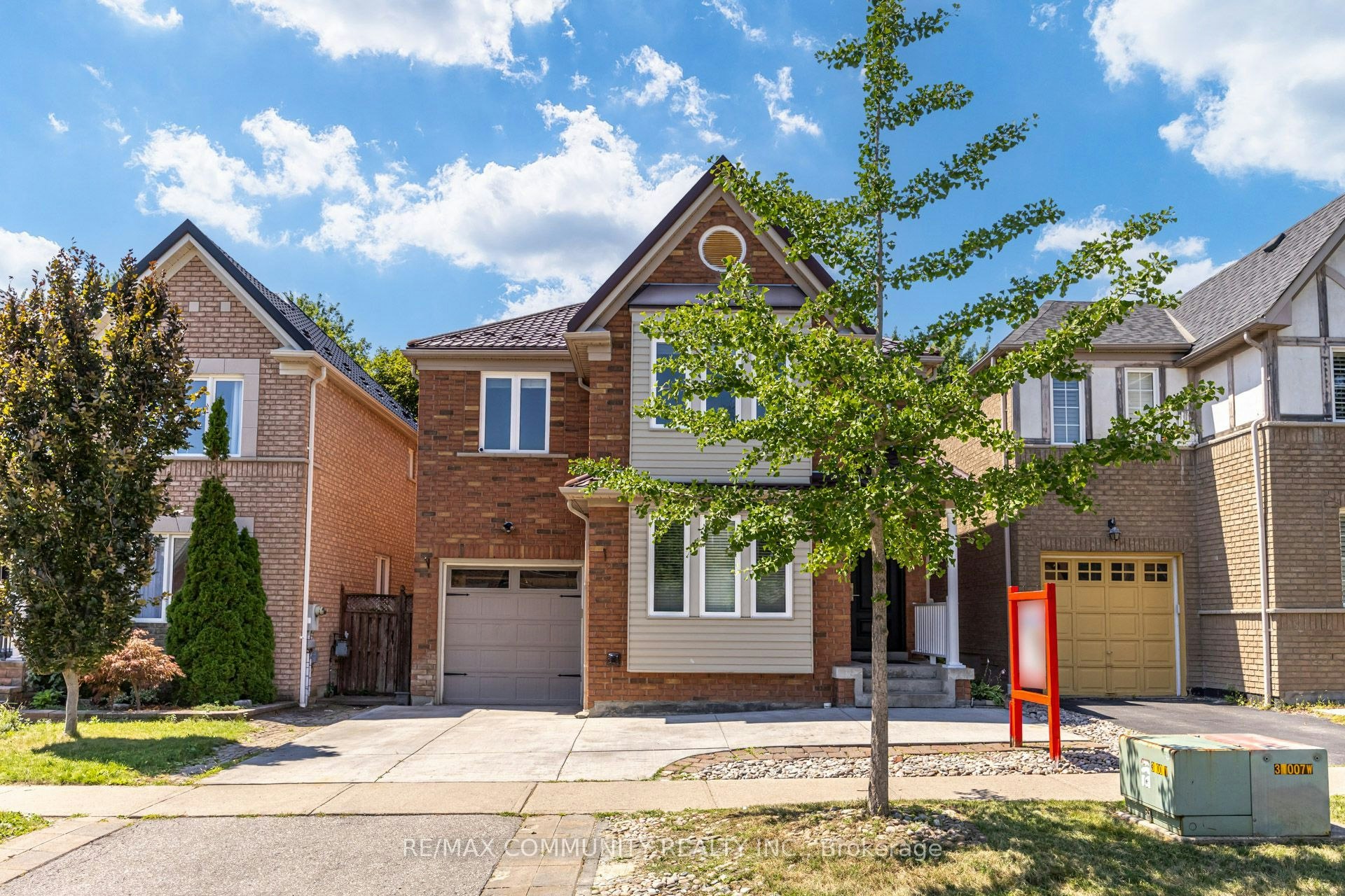 69 Mcsweeney Crescent, Ajax, ON, L1T 4G2
