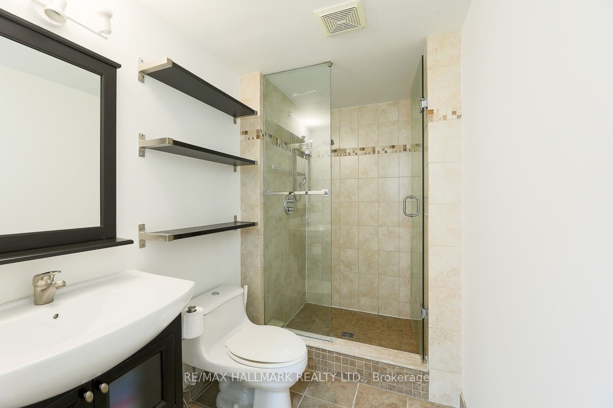 Main-2159 Gerrard Street E, Toronto, ON, M4E 2C4 - 11