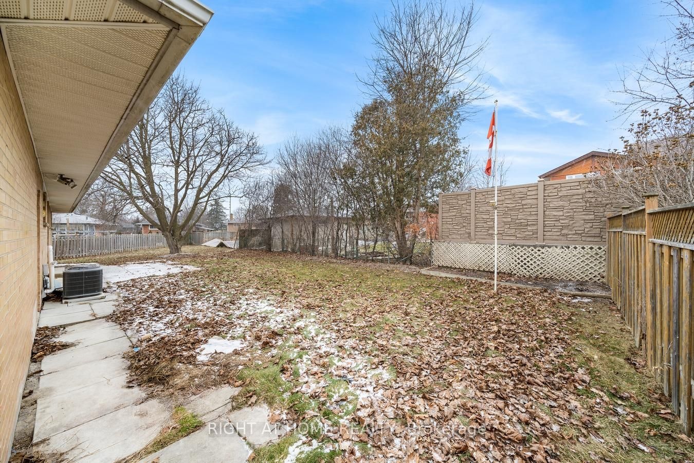 Lower-582 Carlyle Court, Oshawa, ON, L1H 6S2 - 13