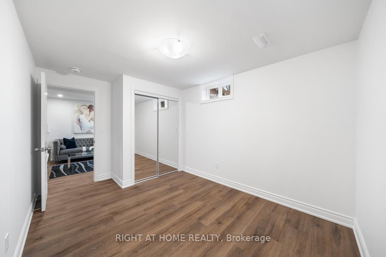 Lower-582 Carlyle Court, Oshawa, ON, L1H 6S2 - 10