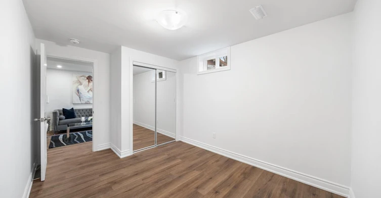 Lower-582 Carlyle Court, Oshawa, ON, L1H 6S2 - 10