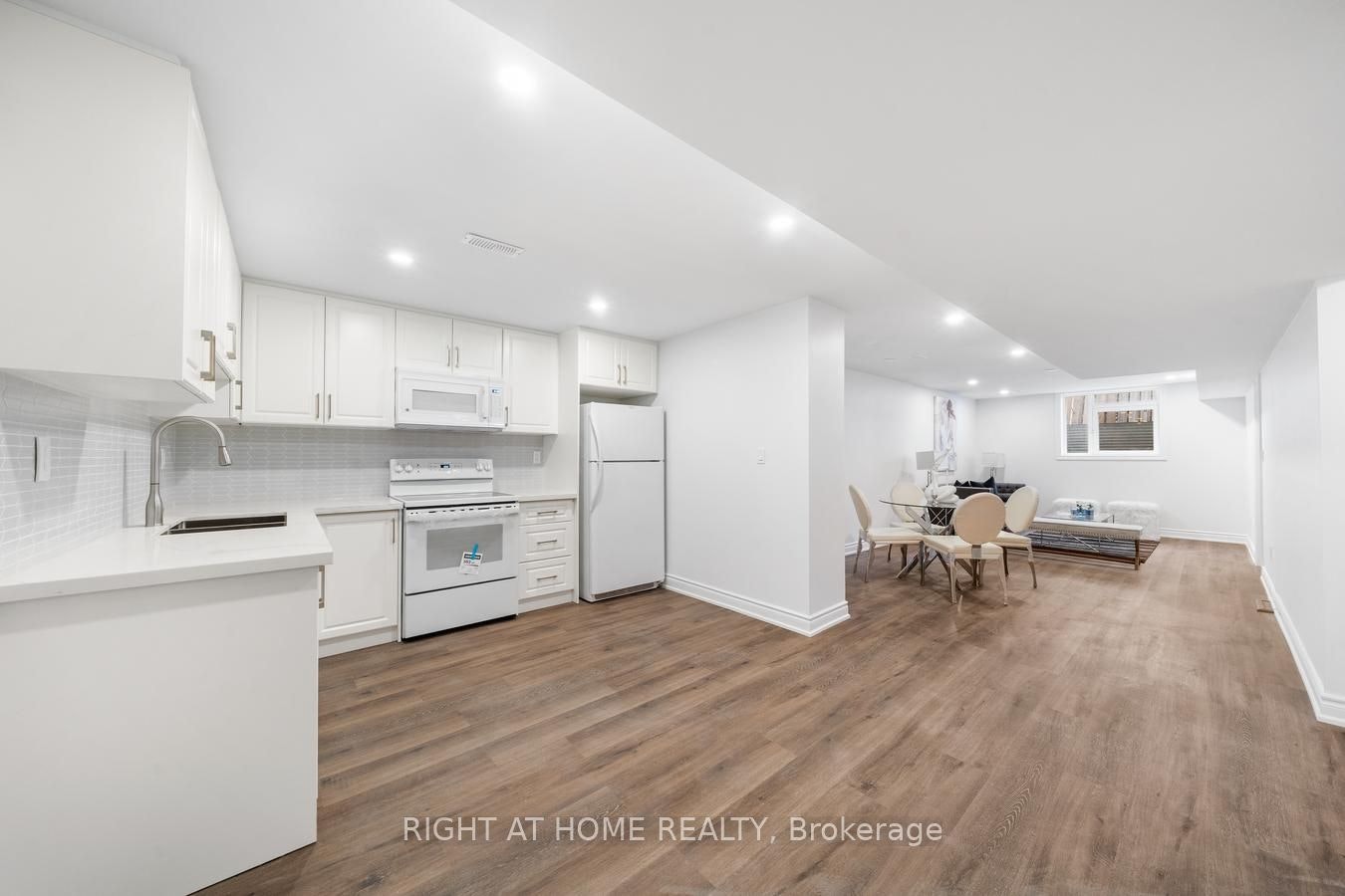 Lower-582 Carlyle Court, Oshawa, ON, L1H 6S2 - 4