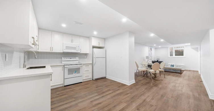 Lower-582 Carlyle Court, Oshawa, ON, L1H 6S2 - 4