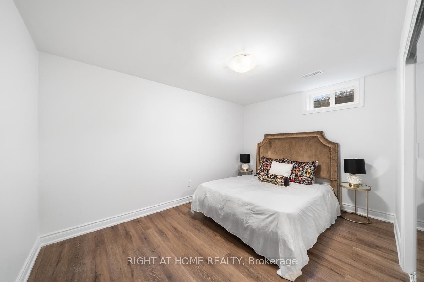 Lower-582 Carlyle Court, Oshawa, ON, L1H 6S2 - 7