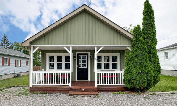39 Lakeview Avenue