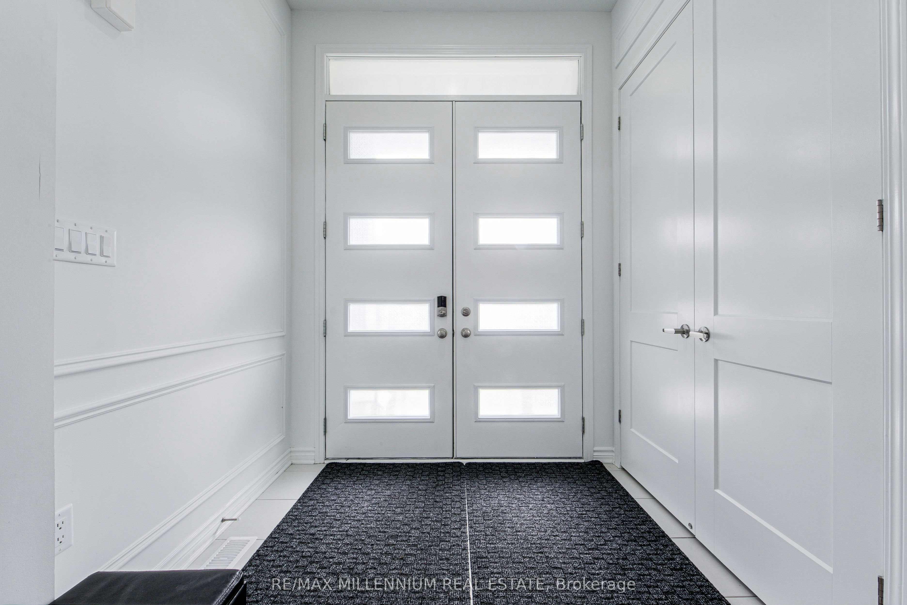 1504 Scarlett Trail, Pickering, ON, L1X 0P1 - 6
