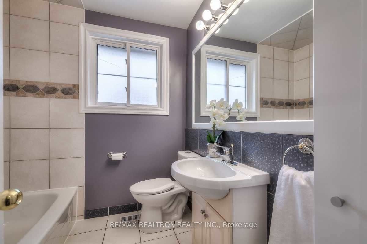 101 Dunelm Street, Toronto, ON, M1J 3G3 - 13
