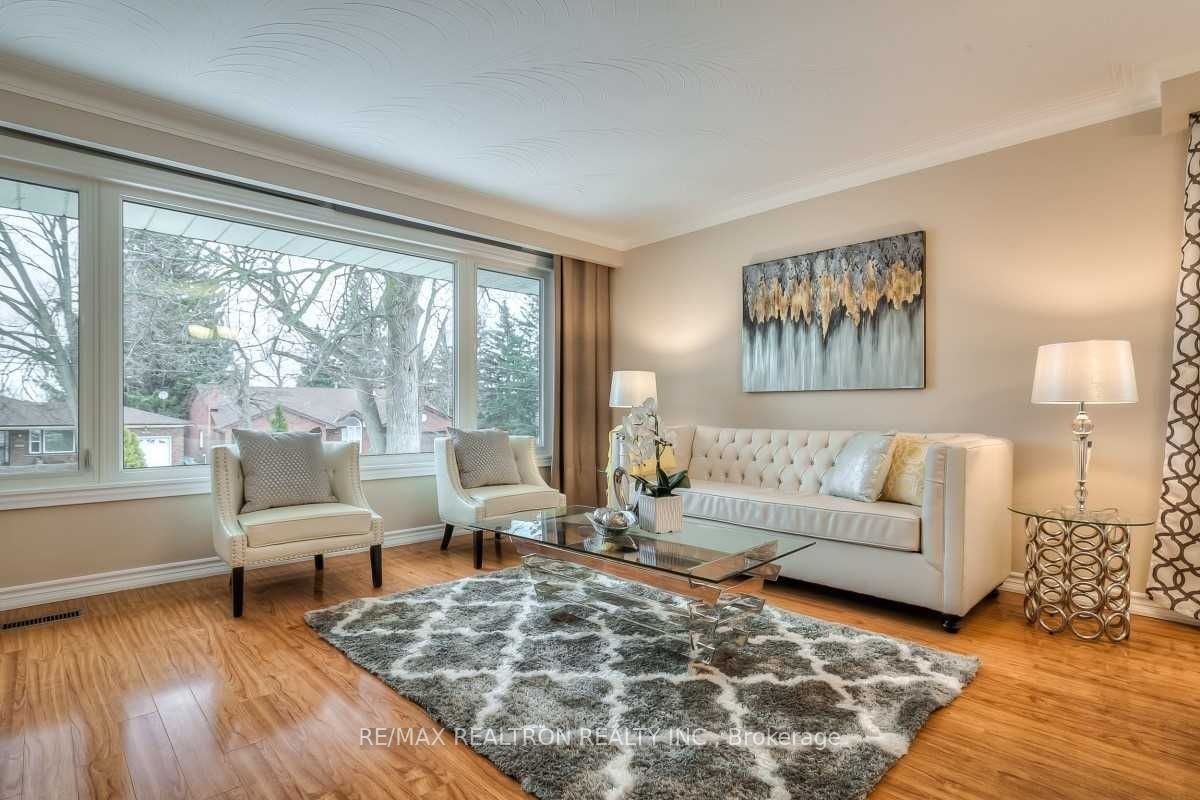 101 Dunelm Street, Toronto, ON, M1J 3G3 - 3