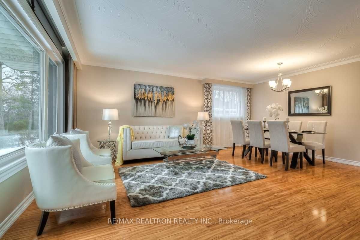 101 Dunelm Street, Toronto, ON, M1J 3G3 - 5