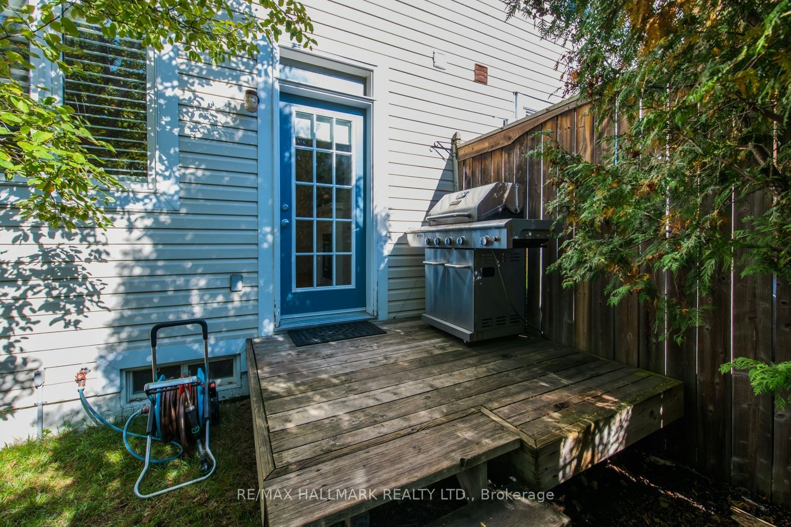 15 Whistle Post Street, Toronto, ON, M4E 3W7 - 39