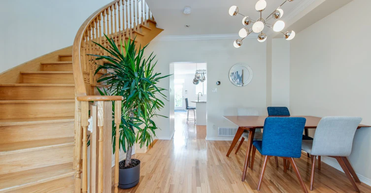 15 Whistle Post Street, Toronto, ON, M4E 3W7 - 6