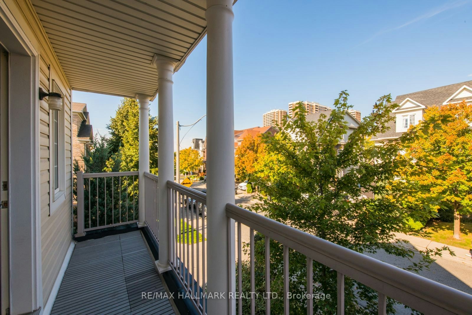 15 Whistle Post Street, Toronto, ON, M4E 3W7 - 29