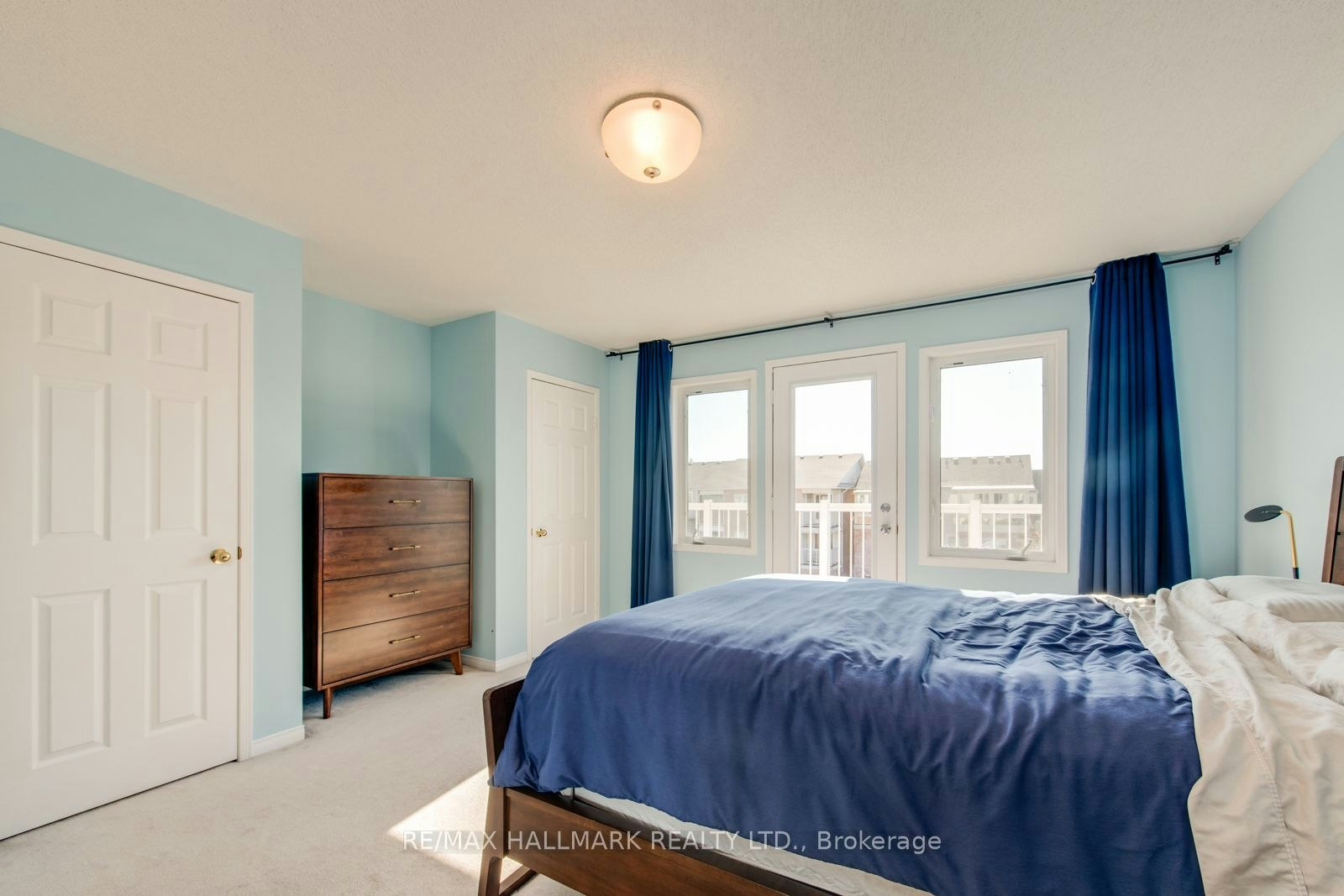 15 Whistle Post Street, Toronto, ON, M4E 3W7 - 15