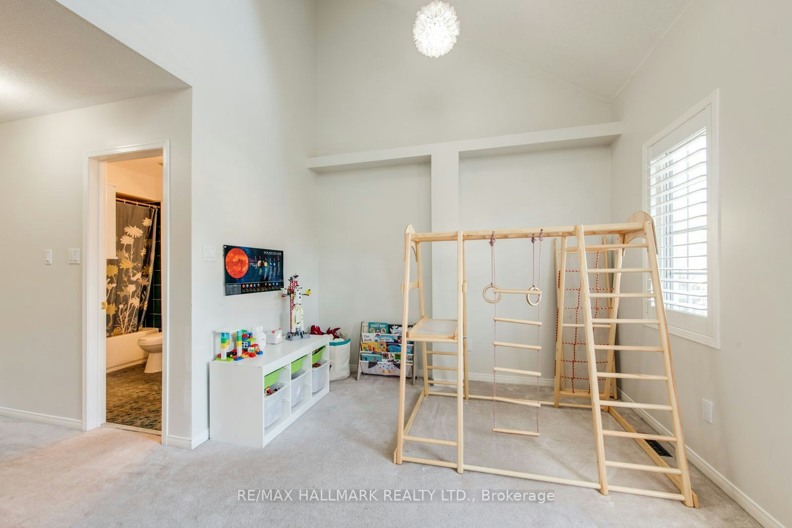 15 Whistle Post Street, Toronto, ON, M4E 3W7 - 27