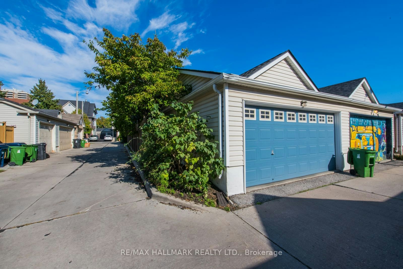 15 Whistle Post Street, Toronto, ON, M4E 3W7 - 46